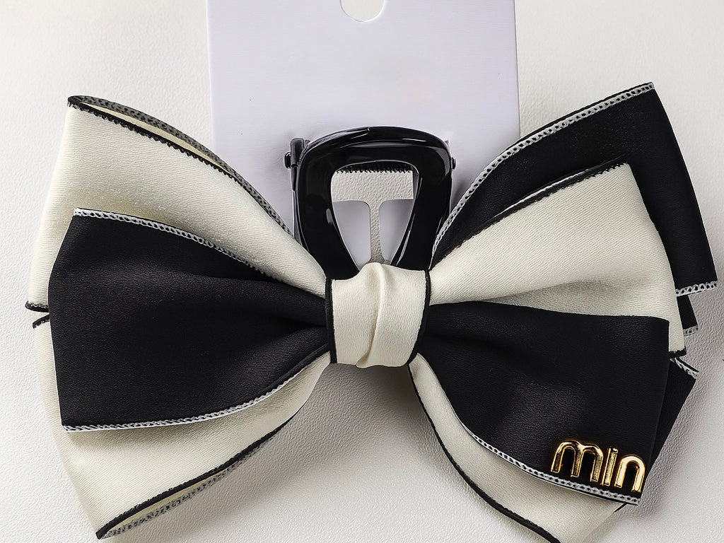 Farah & Co. Classic Bow Hair Clip – Black & White Elegant Style