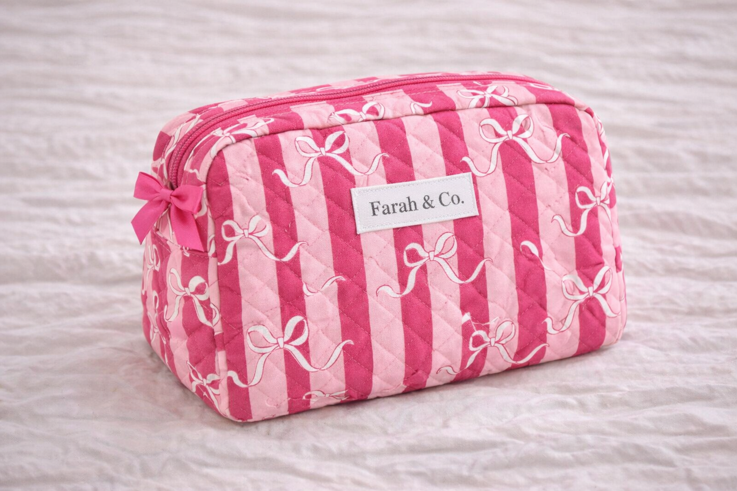 Pretty Bow Quilted Makeup Pouch – Pink Cosmetic Bag