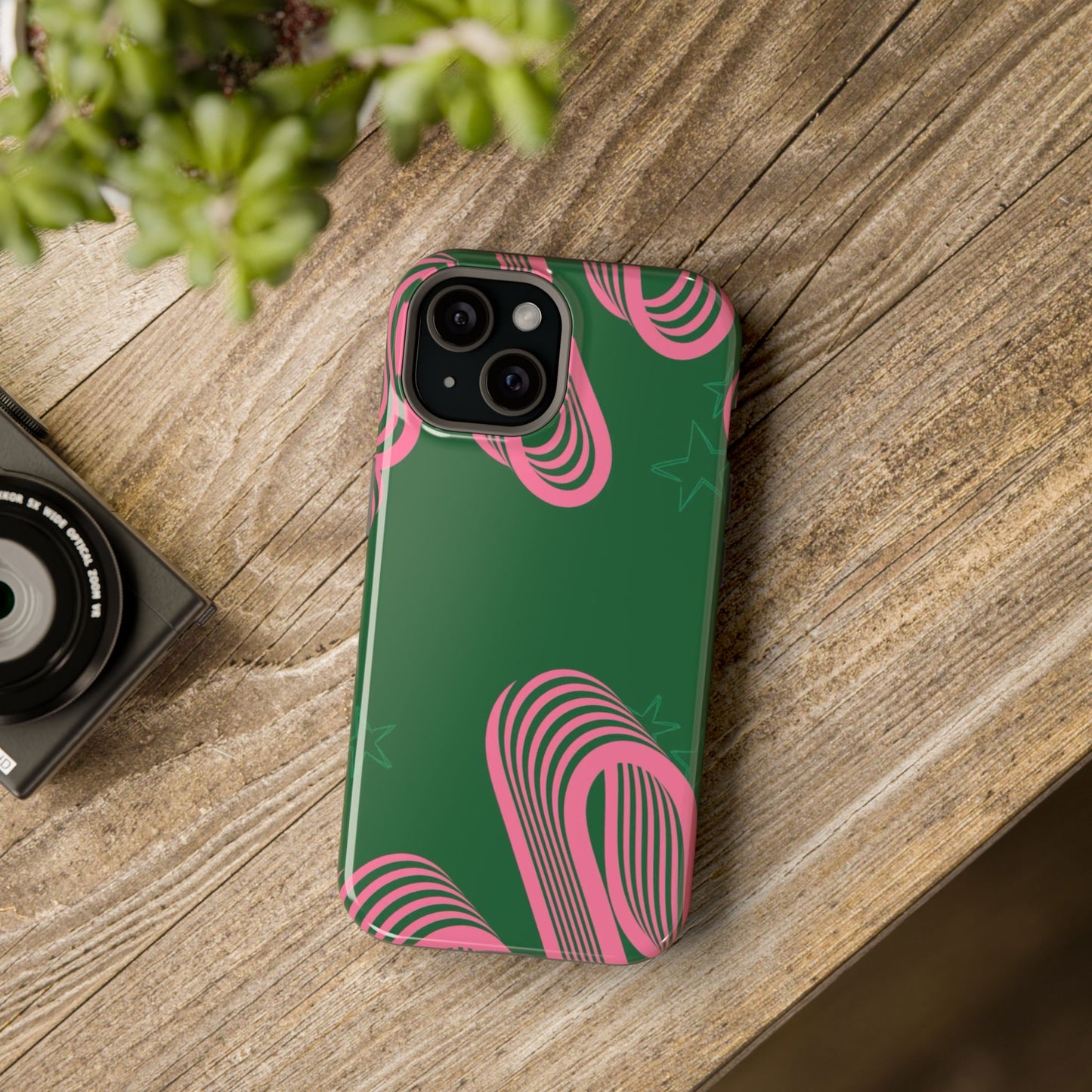 Green & Pink Abstract Phone Case – Retro 3D Line Art Design